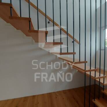 stupnoviteschody5